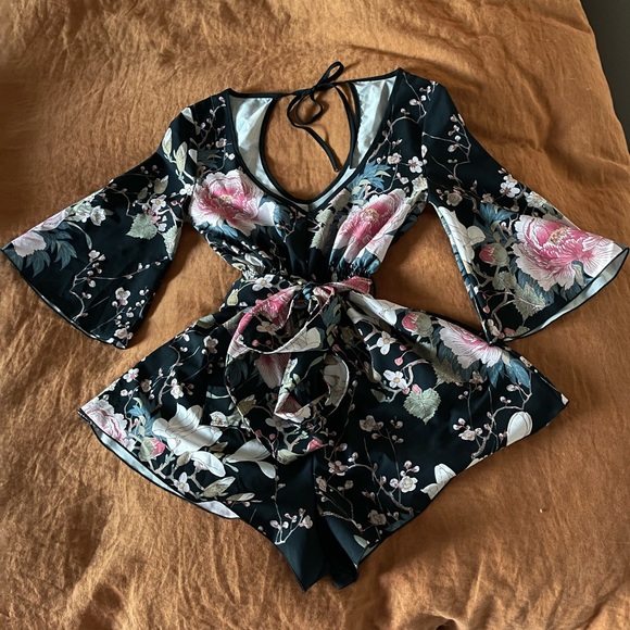 Blackmilk KOSON FLOWERS KIMONO PLAYSUIT - LIMITED - Picture 7 of 7